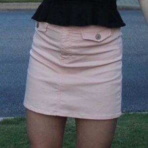 pink denim skirt!!